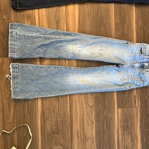 7 for all mankind dojos.   Size 24.  Length 31 Worn a little at the bottom